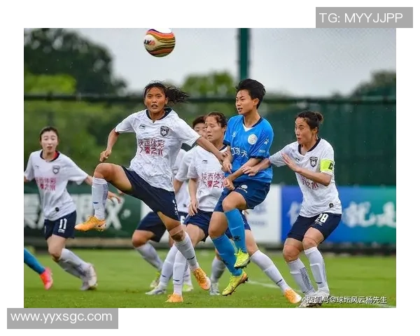足球明星女射手精彩瞬间头像展现巾帼风采与激情四溢的竞技魅力